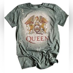 Queen Vintage Style Rock Band Retro Graphic T-shirt Size Small